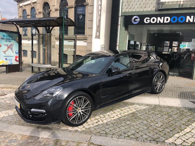 Porsche Panamera Sport Turismo Turbo