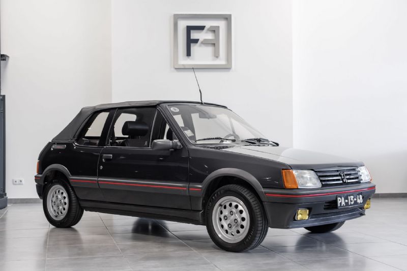 Peugeot 205 1.6 CTI (cabrio)